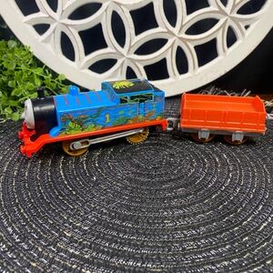Mattel 2013 Motorized Jungle Thomas with Red Car Thomas and Friends Track-master